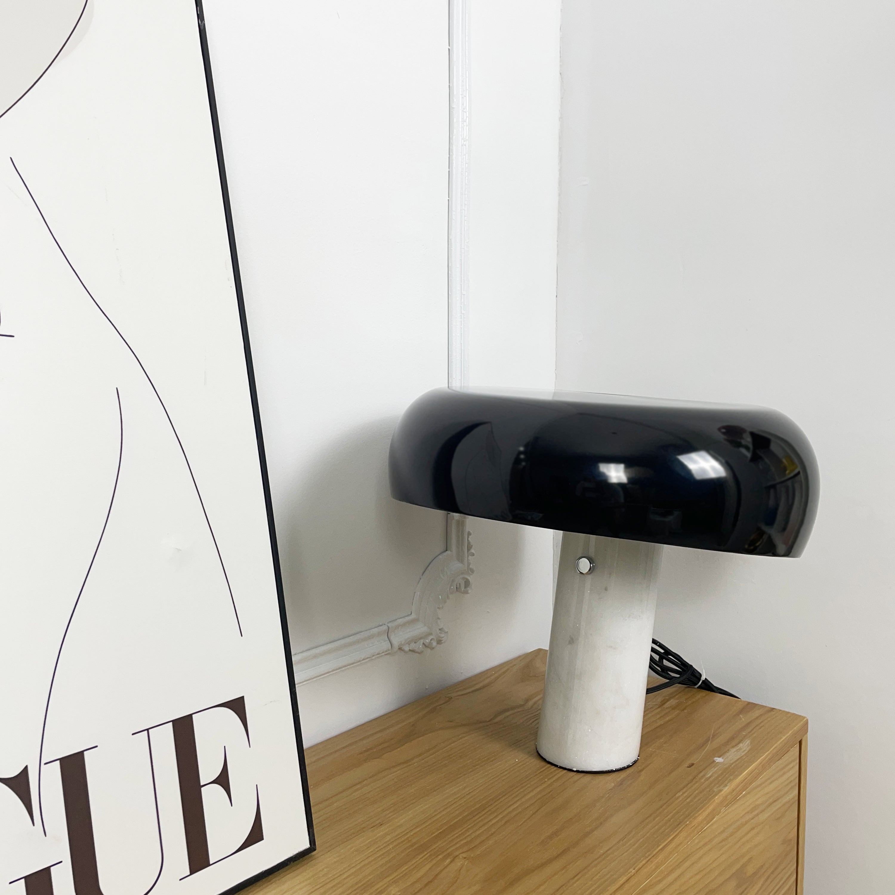Wiloma Table Lamp
