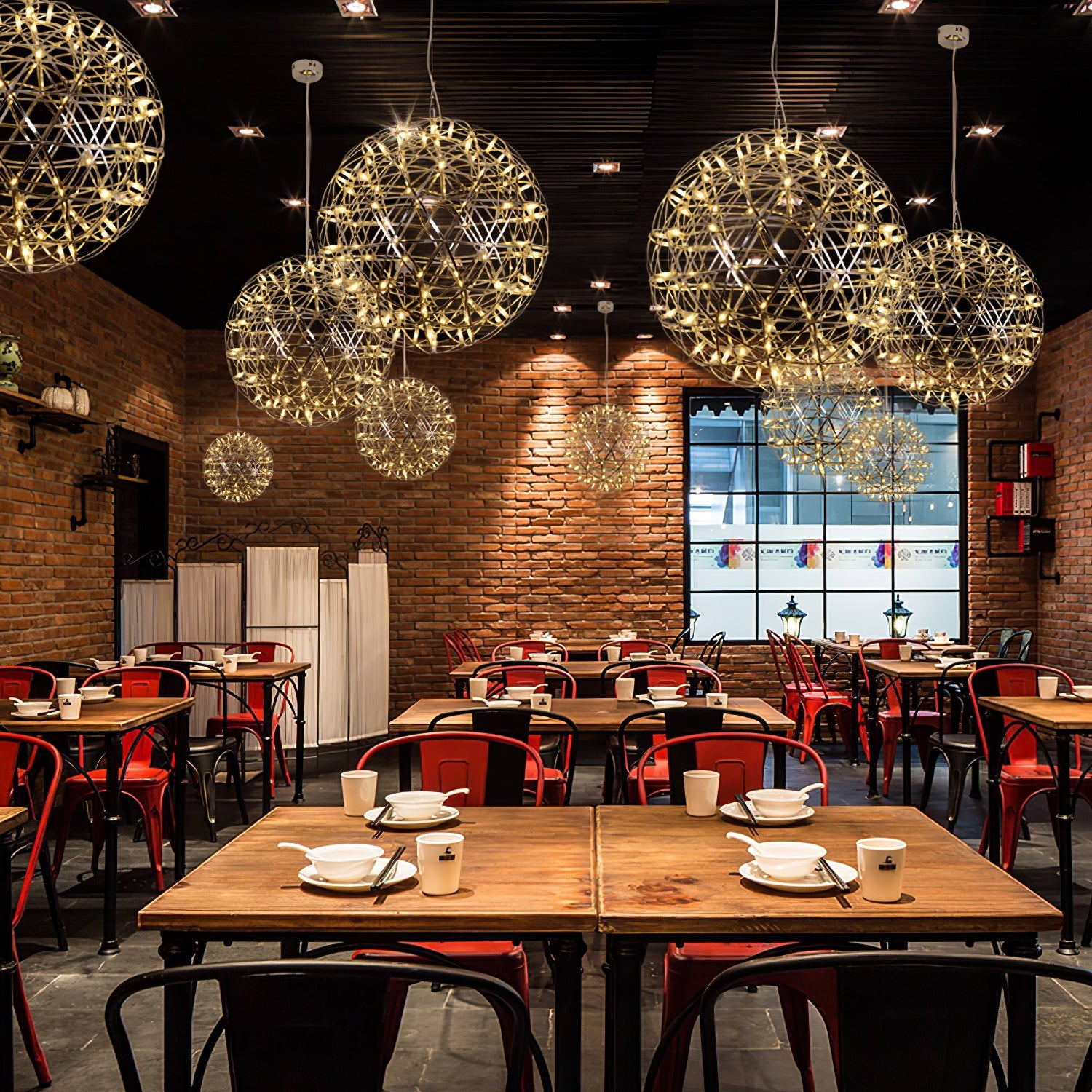Casni Pendant Light