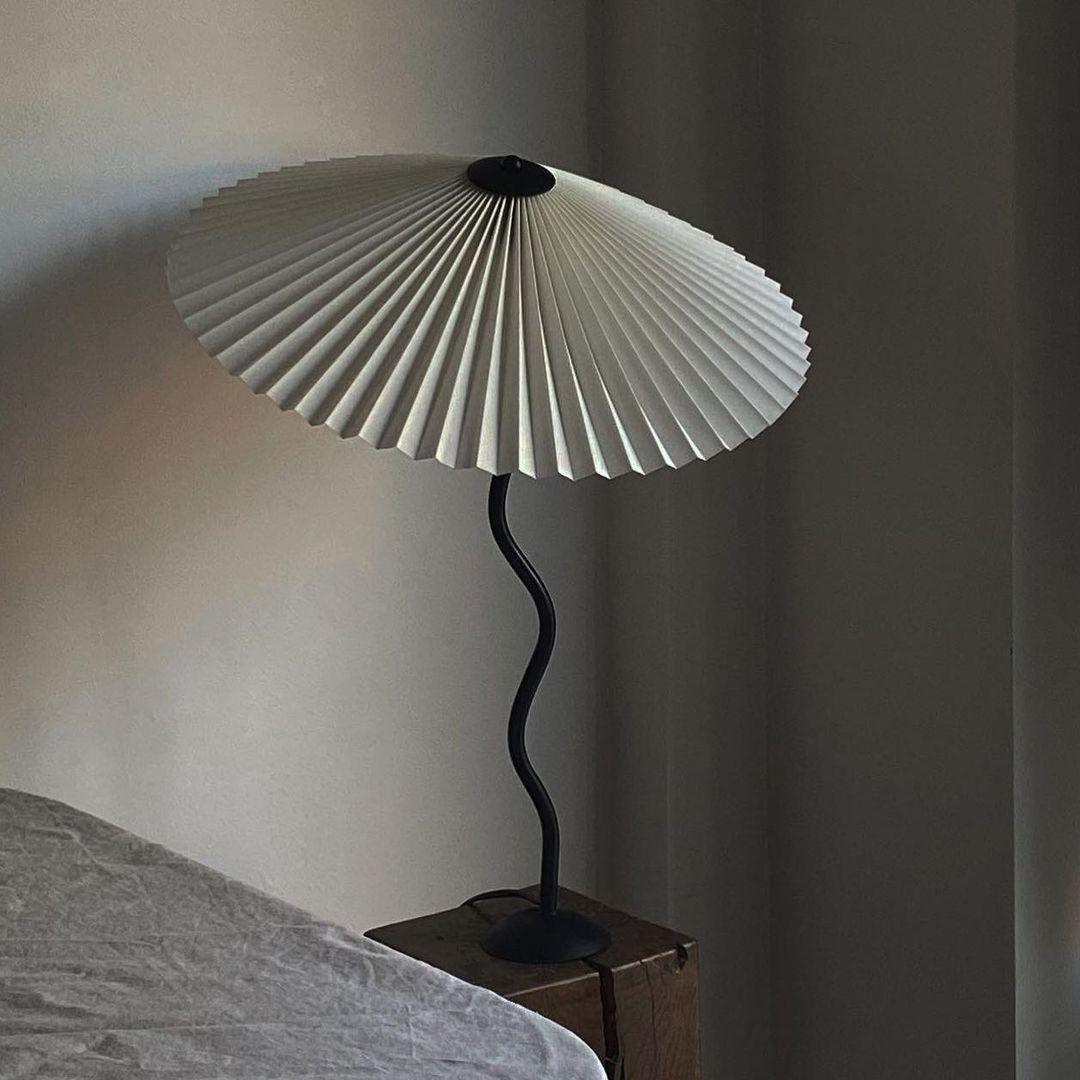 Rion Wavy Table Lamp