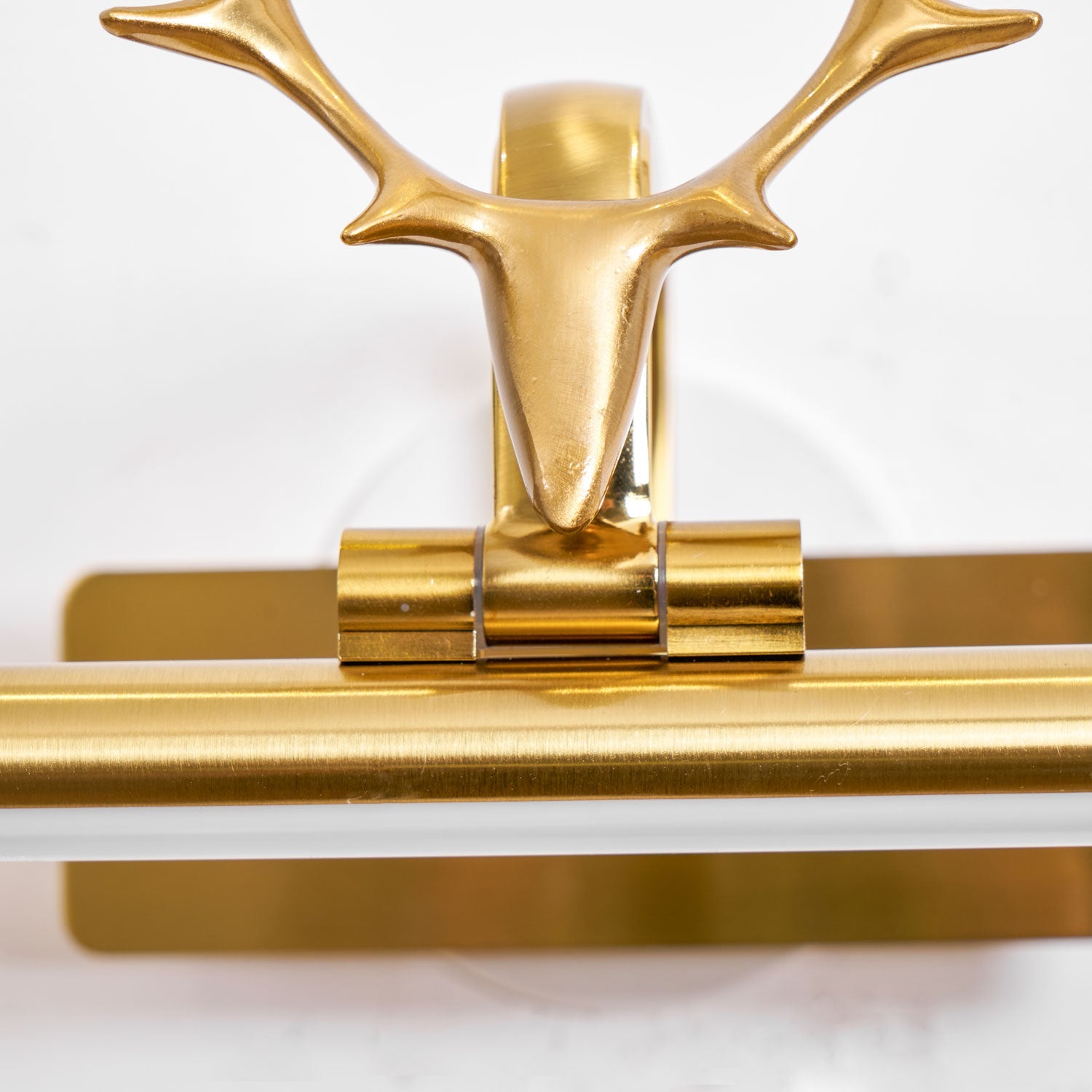 Rioay Stag Horn Wall Light