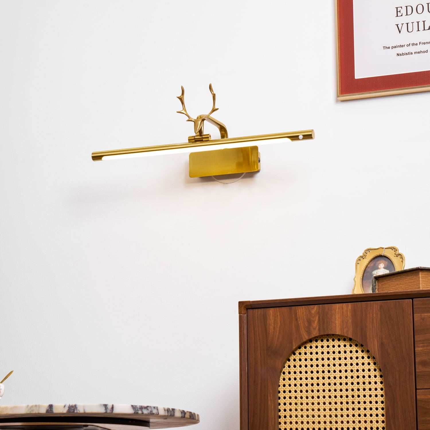 Rioay Stag Horn Wall Light