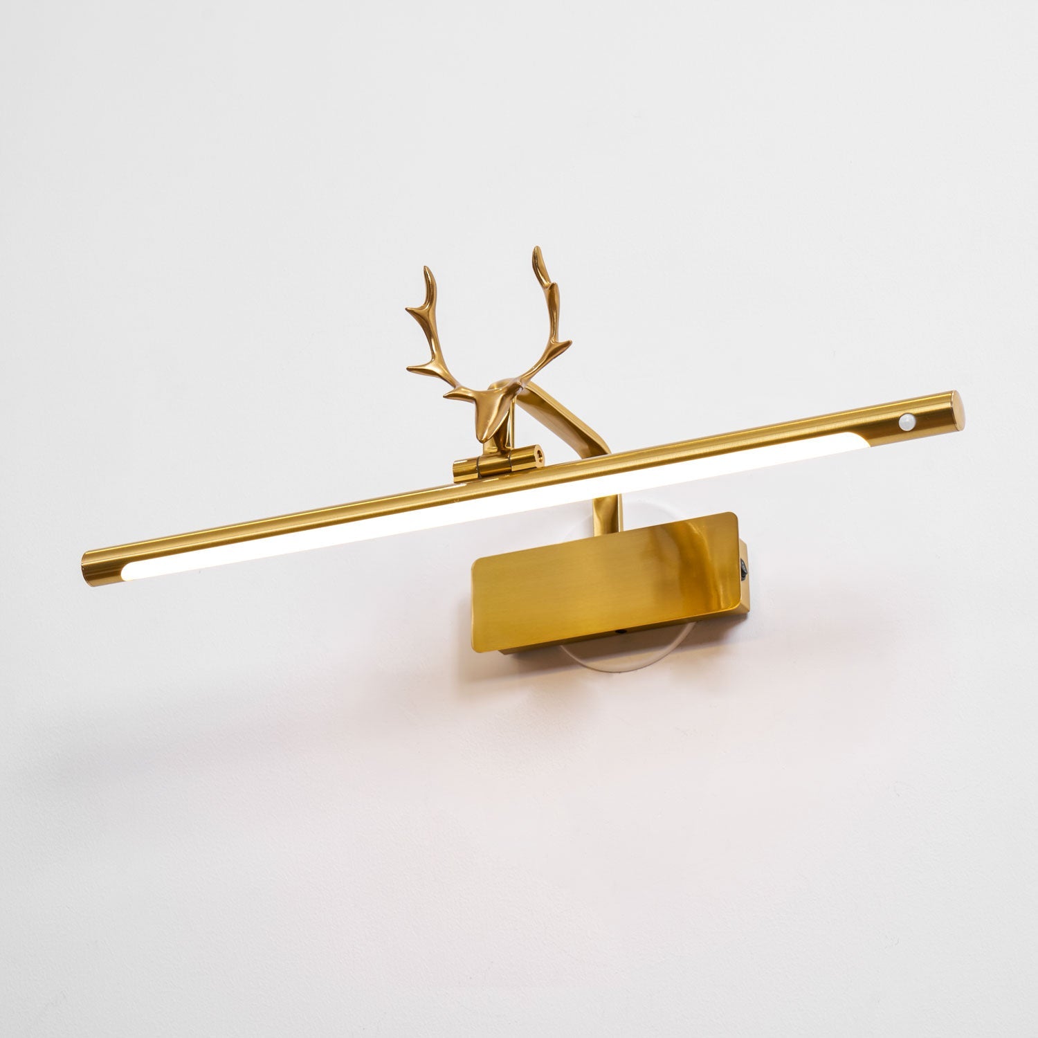 Rioay Stag Horn Wall Light