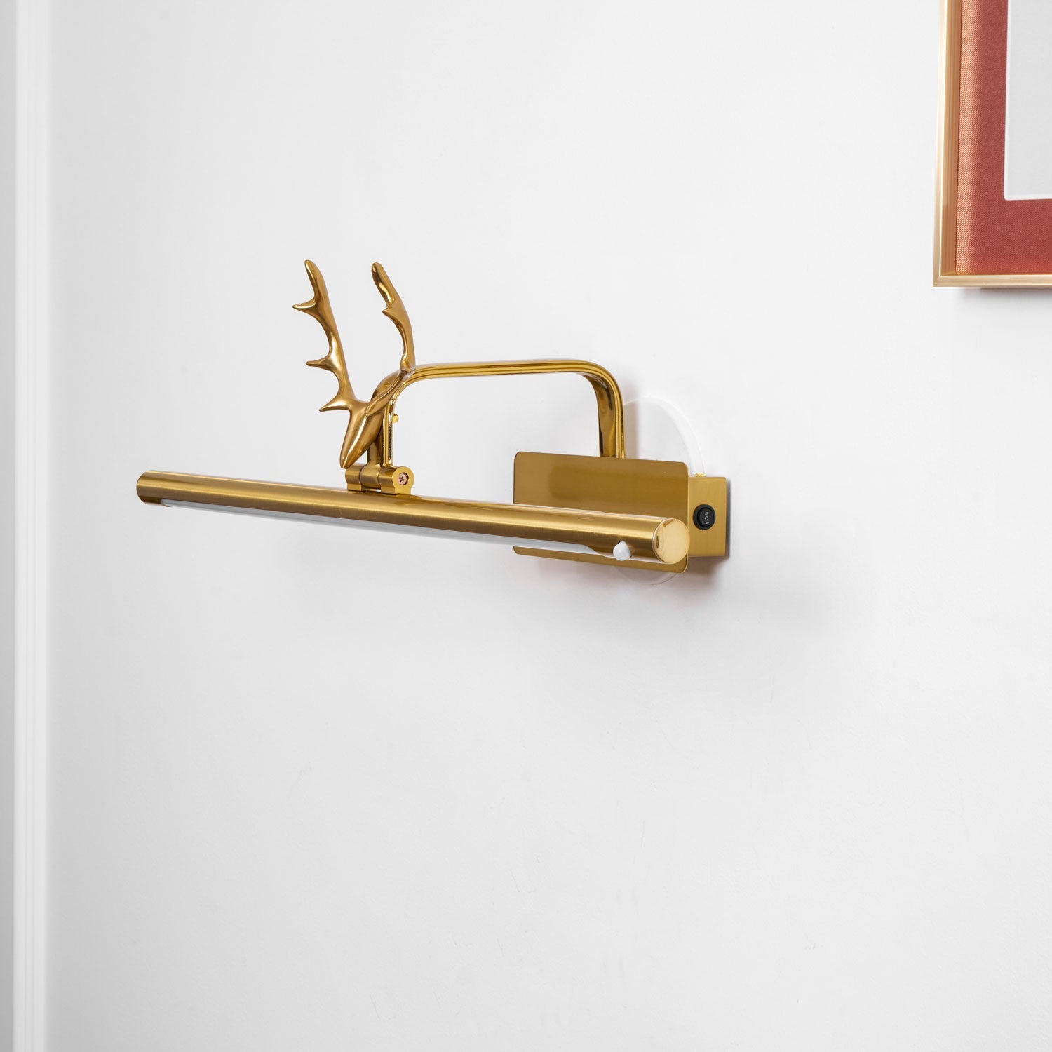 Rioay Stag Horn Wall Light