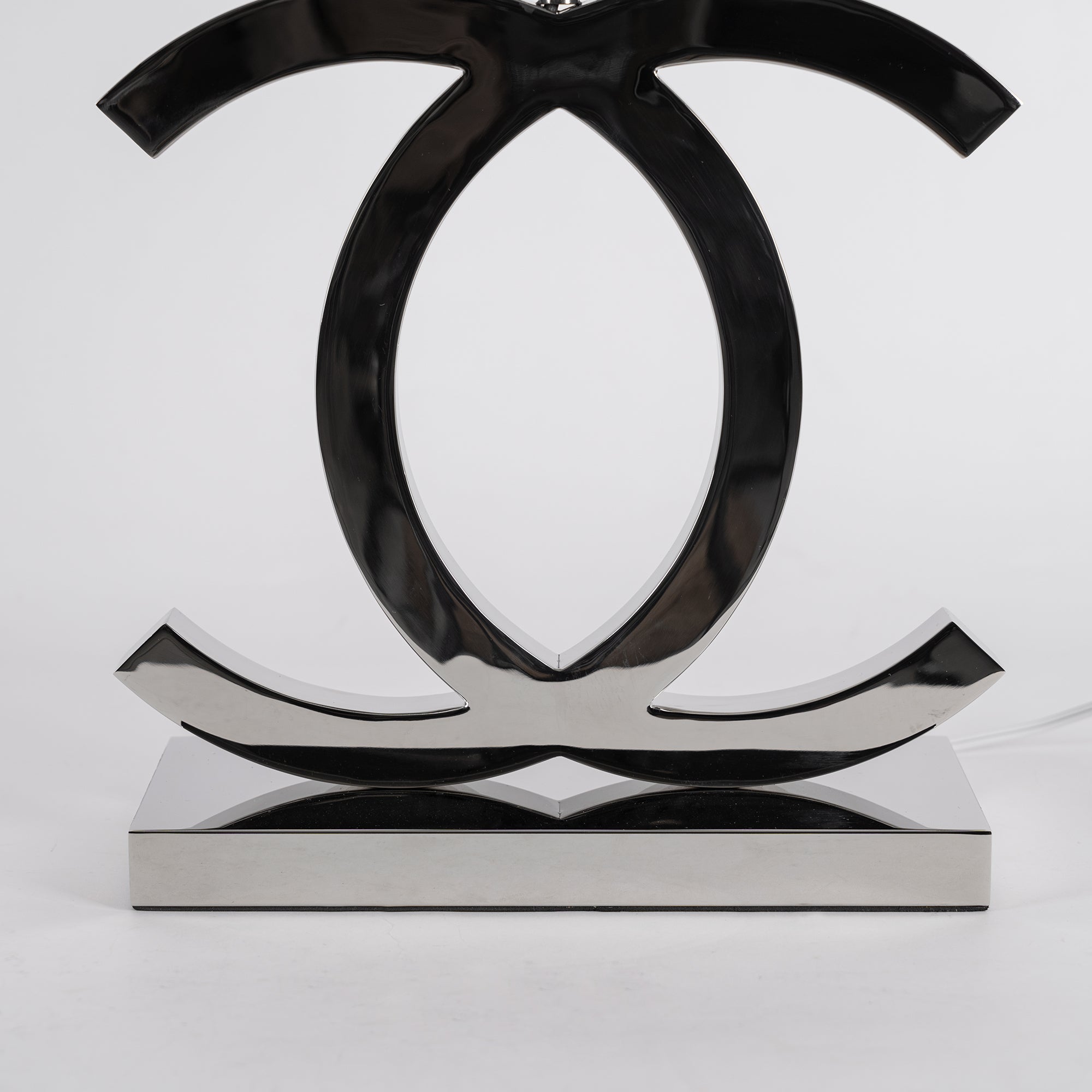 Alve Table Lamp
