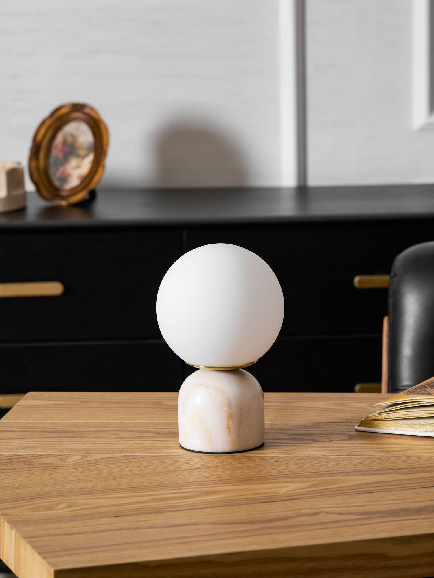 Okavo Globe Table Lamp