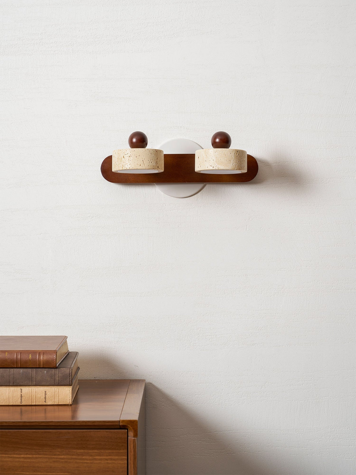 Yaralanon Outdoor Wall Light