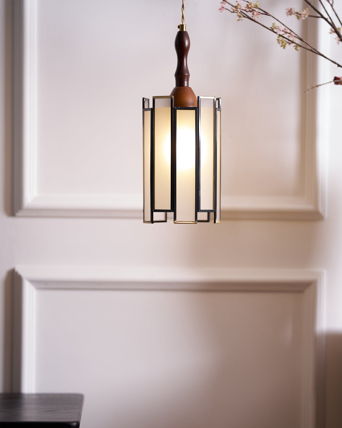 Tiffany Stained Glass Pendant Lamp - Vakkerlight