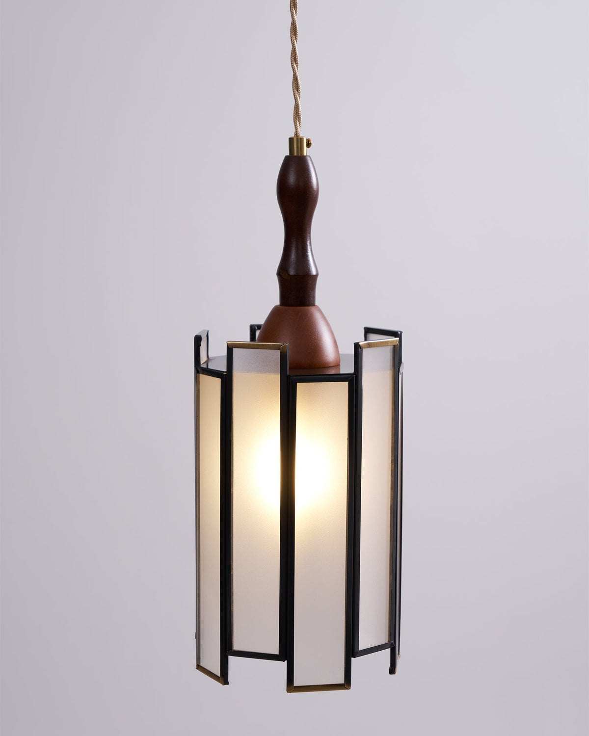 Tiffany Stained Glass Pendant Lamp - Vakkerlight