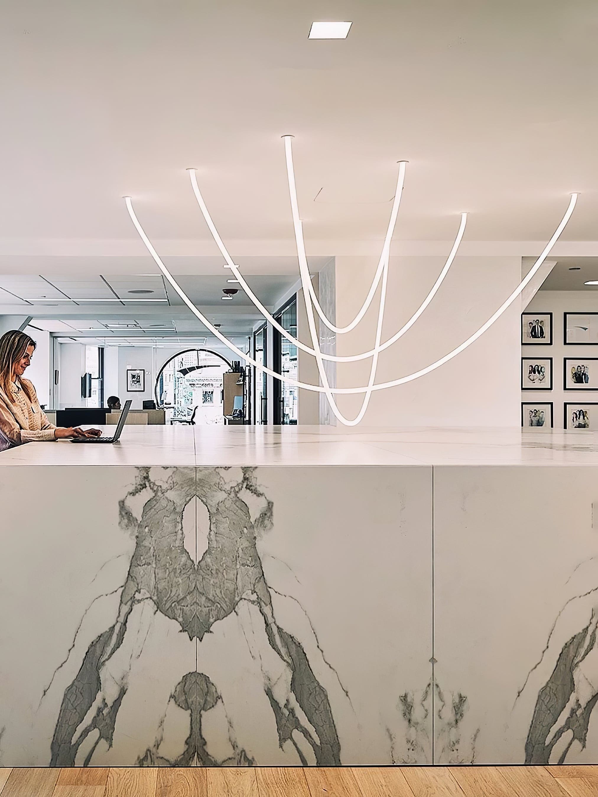 Yaralen Flexible Pendant Light