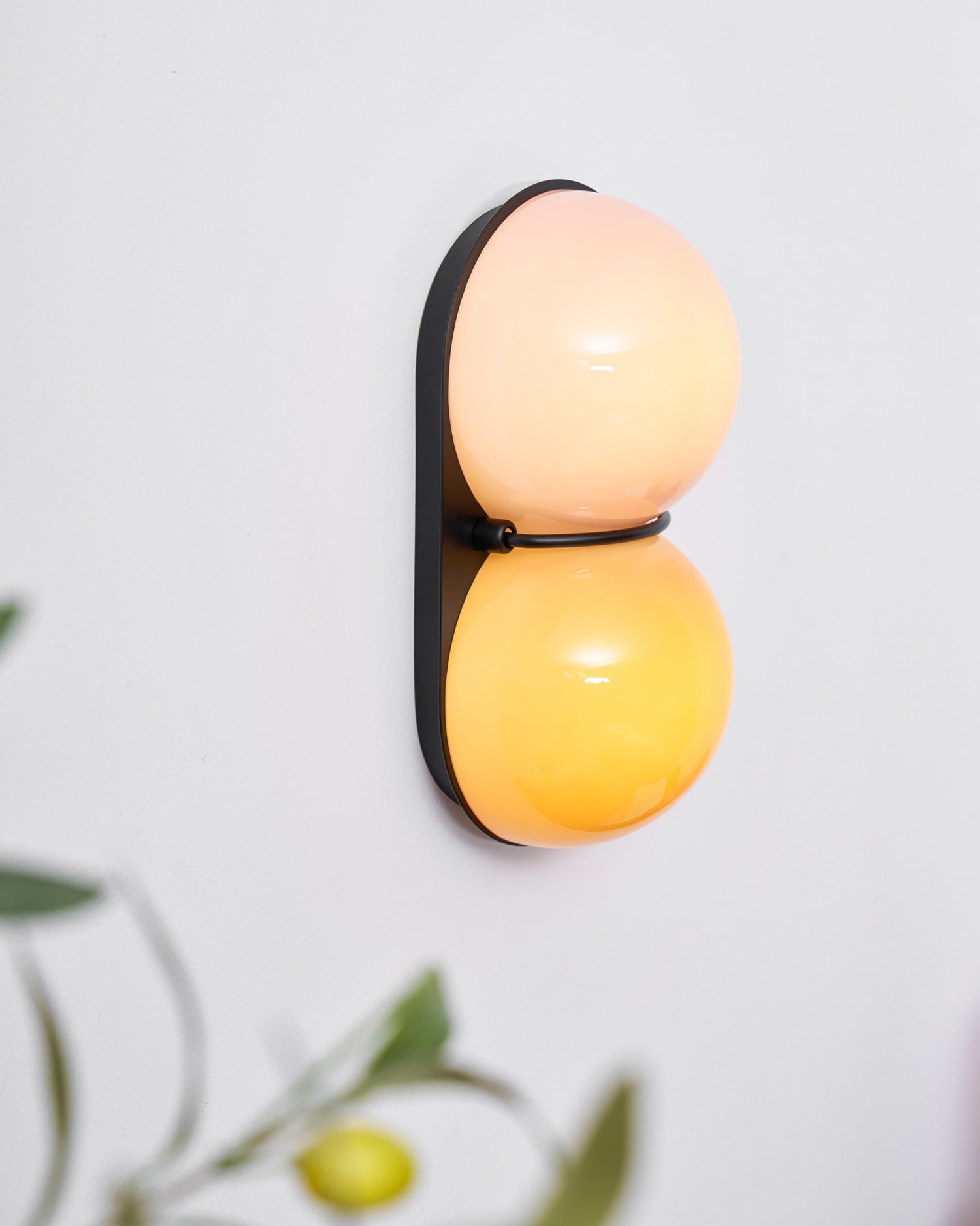 Akroia Wall Light