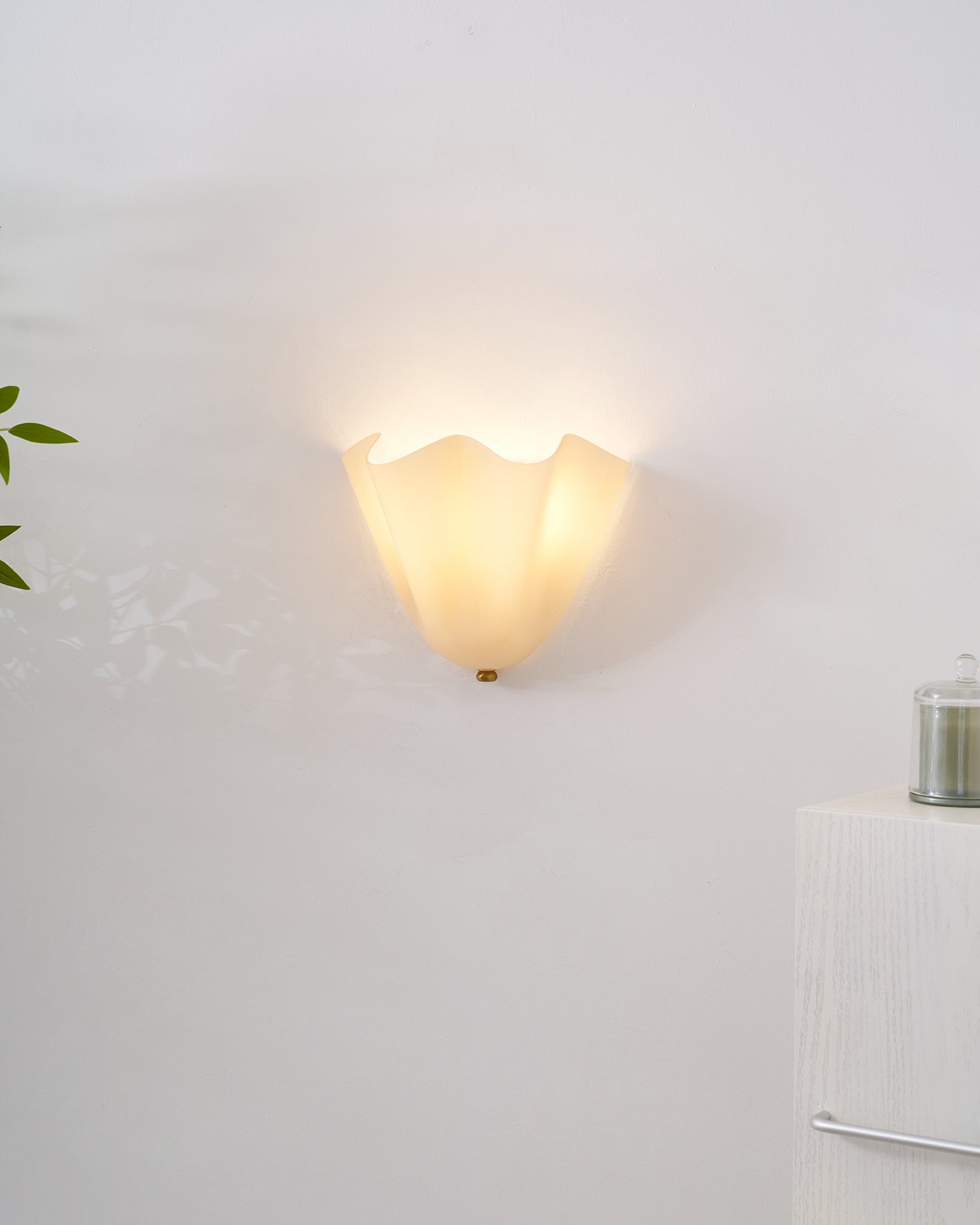 Emuna Shell shape Wall Light