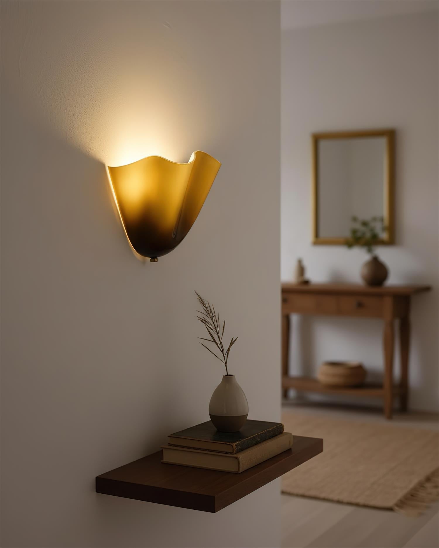 Emuna Shell shape Wall Light