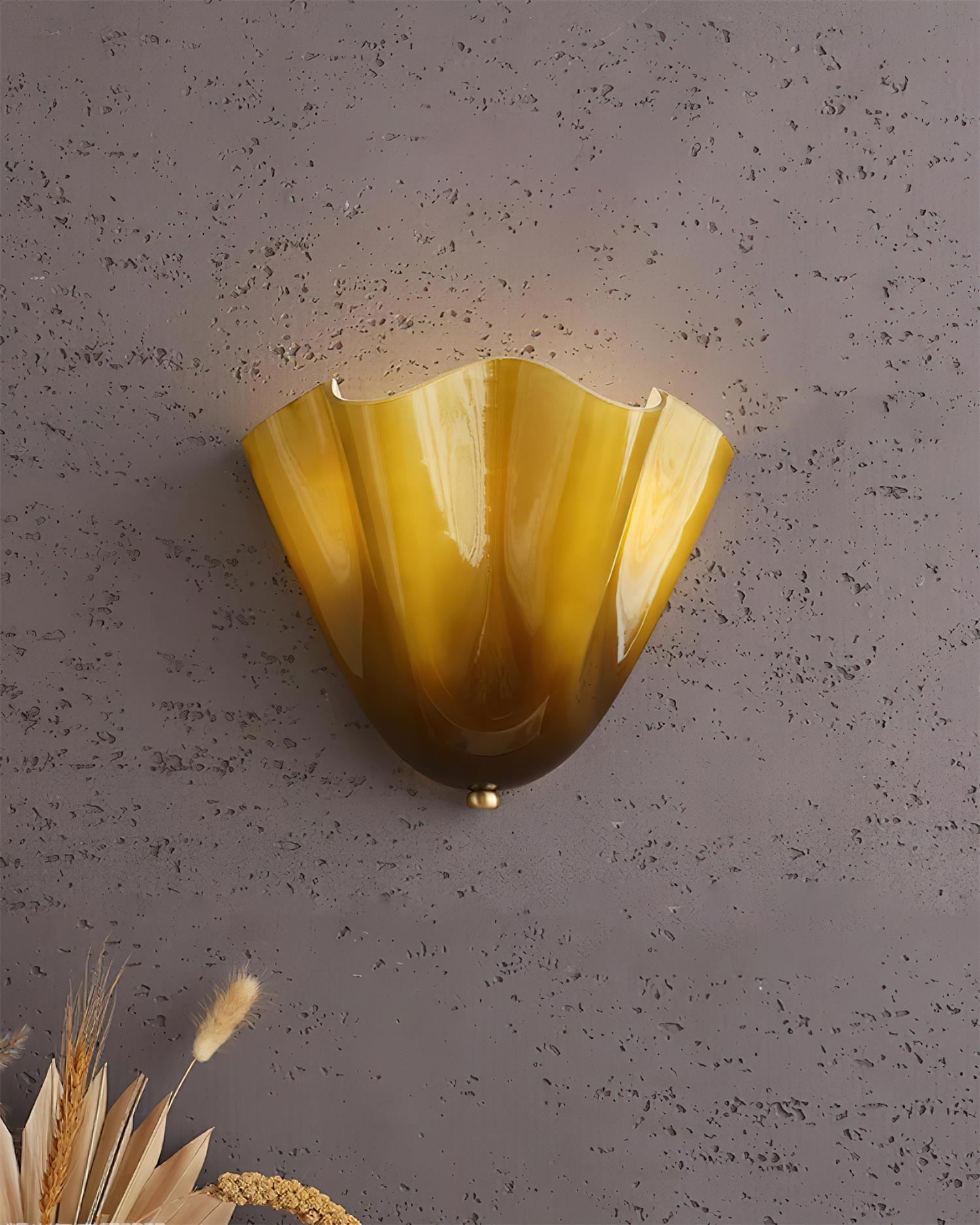 Emuna Shell shape Wall Light