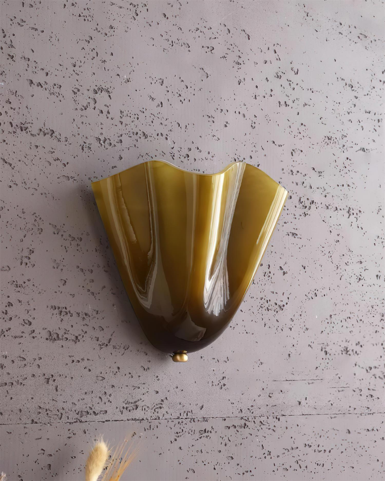 Emuna Shell shape Wall Light