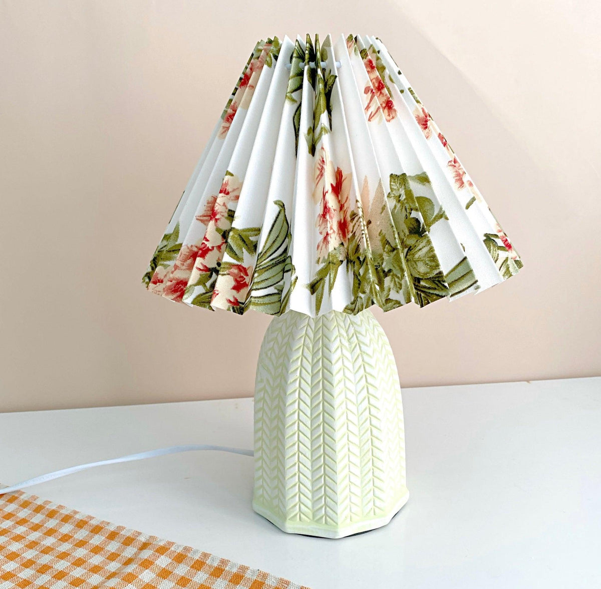 Vintage Pleated Table Lamp – detail 25