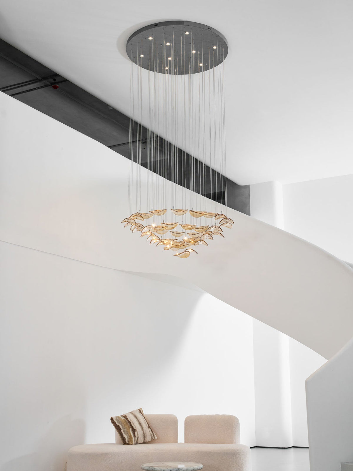 Wave Floating Leaf Chandelier - Vakkerlight
