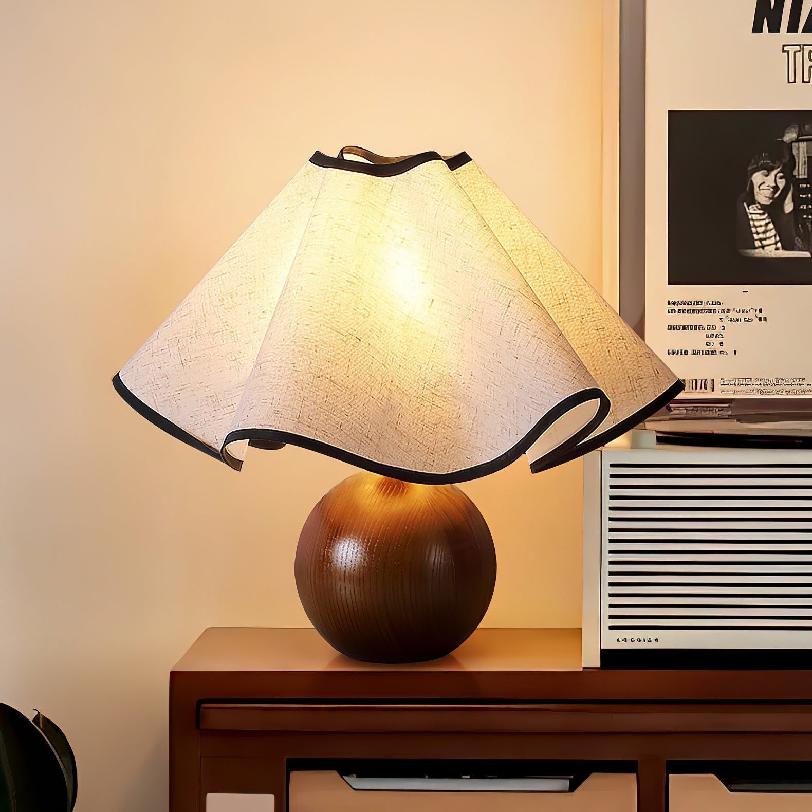 Melto Wave Table Lamp