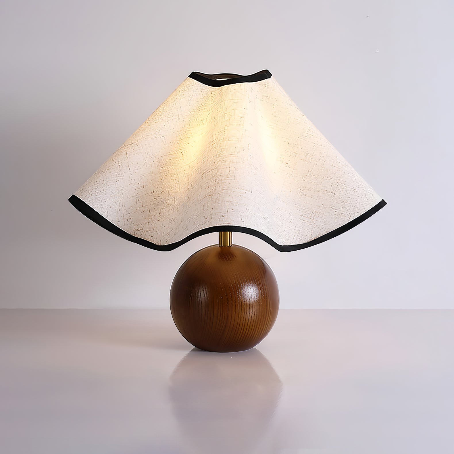 Melto Wave Table Lamp