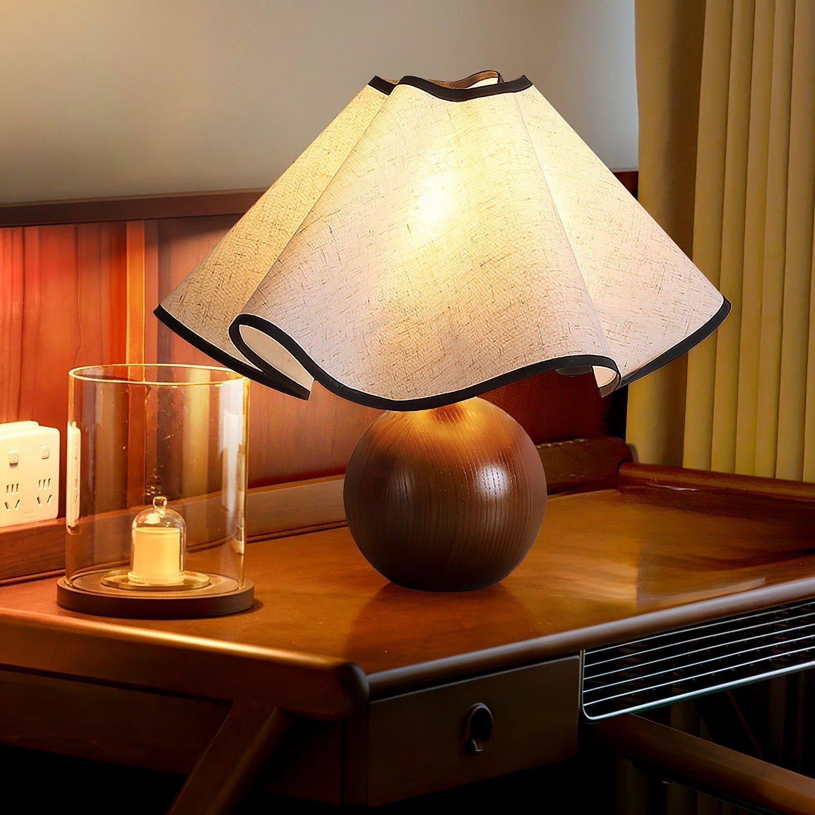 Melto Wave Table Lamp