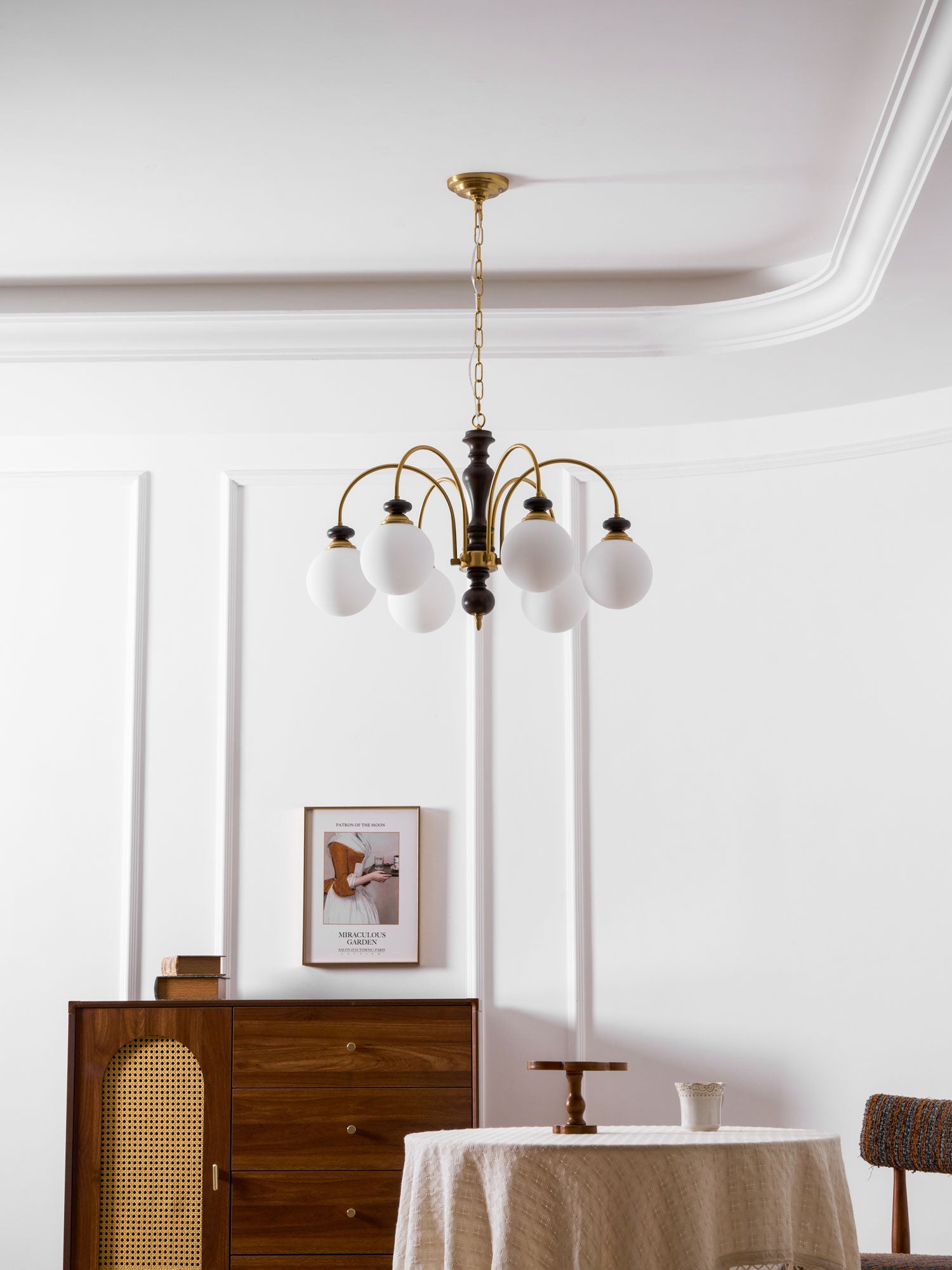Wynre Classic Chandelier
