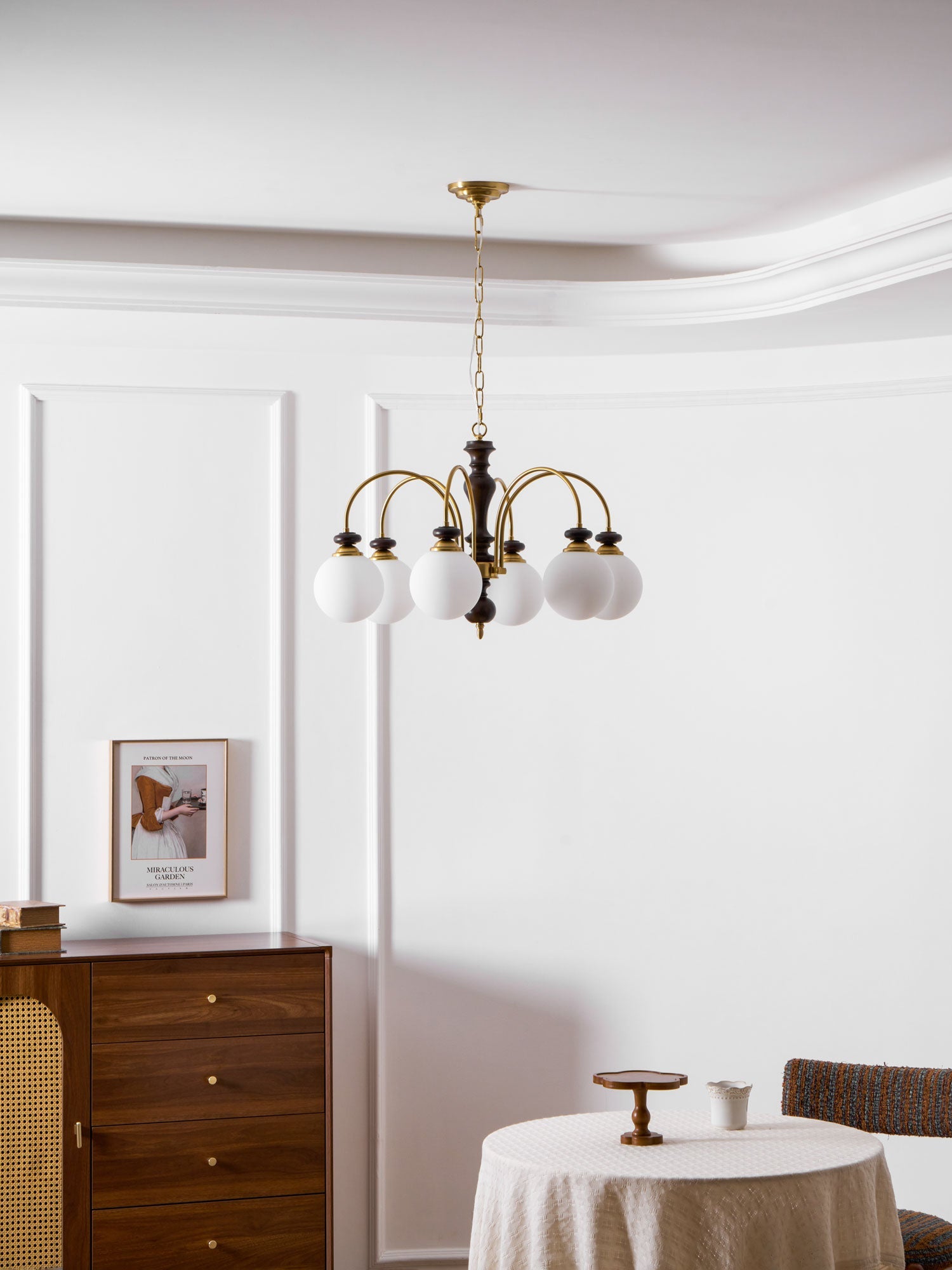 Wynre Classic Chandelier
