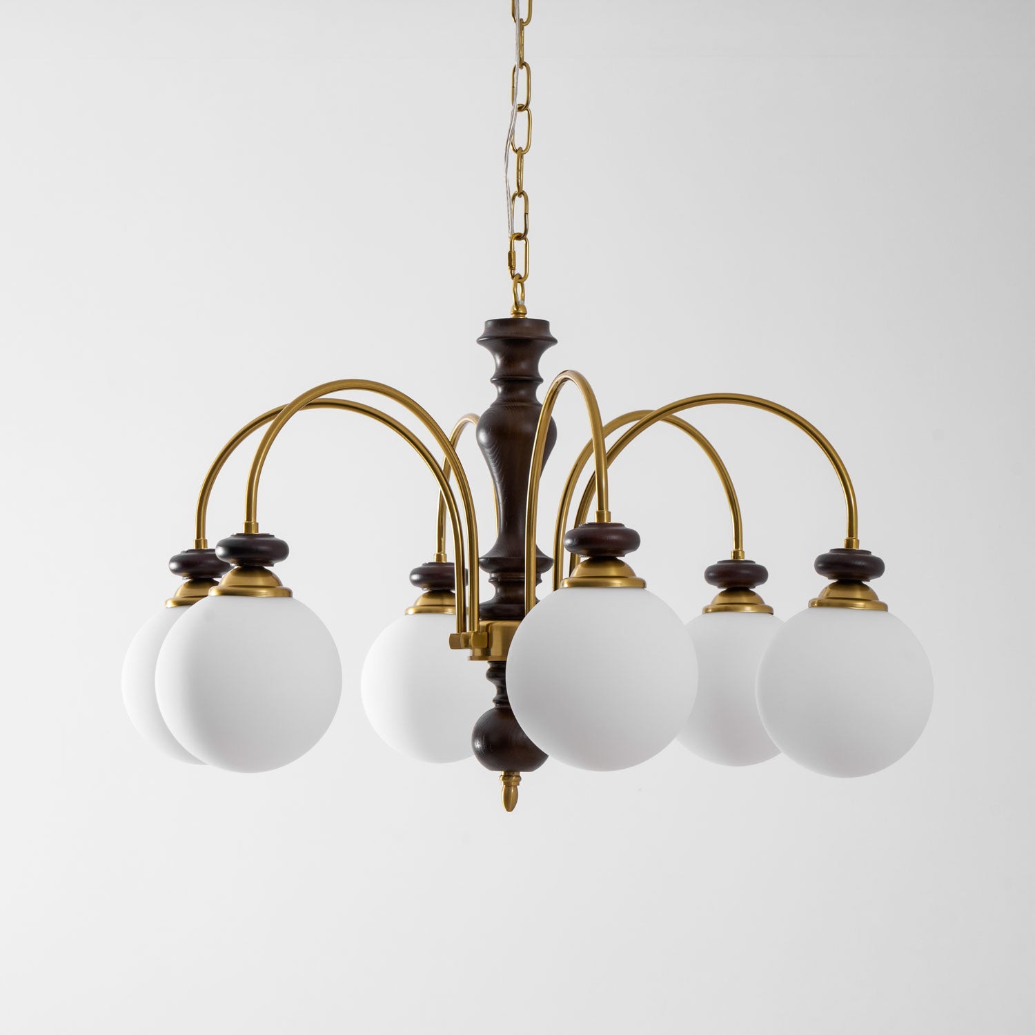 Wynre Classic Chandelier