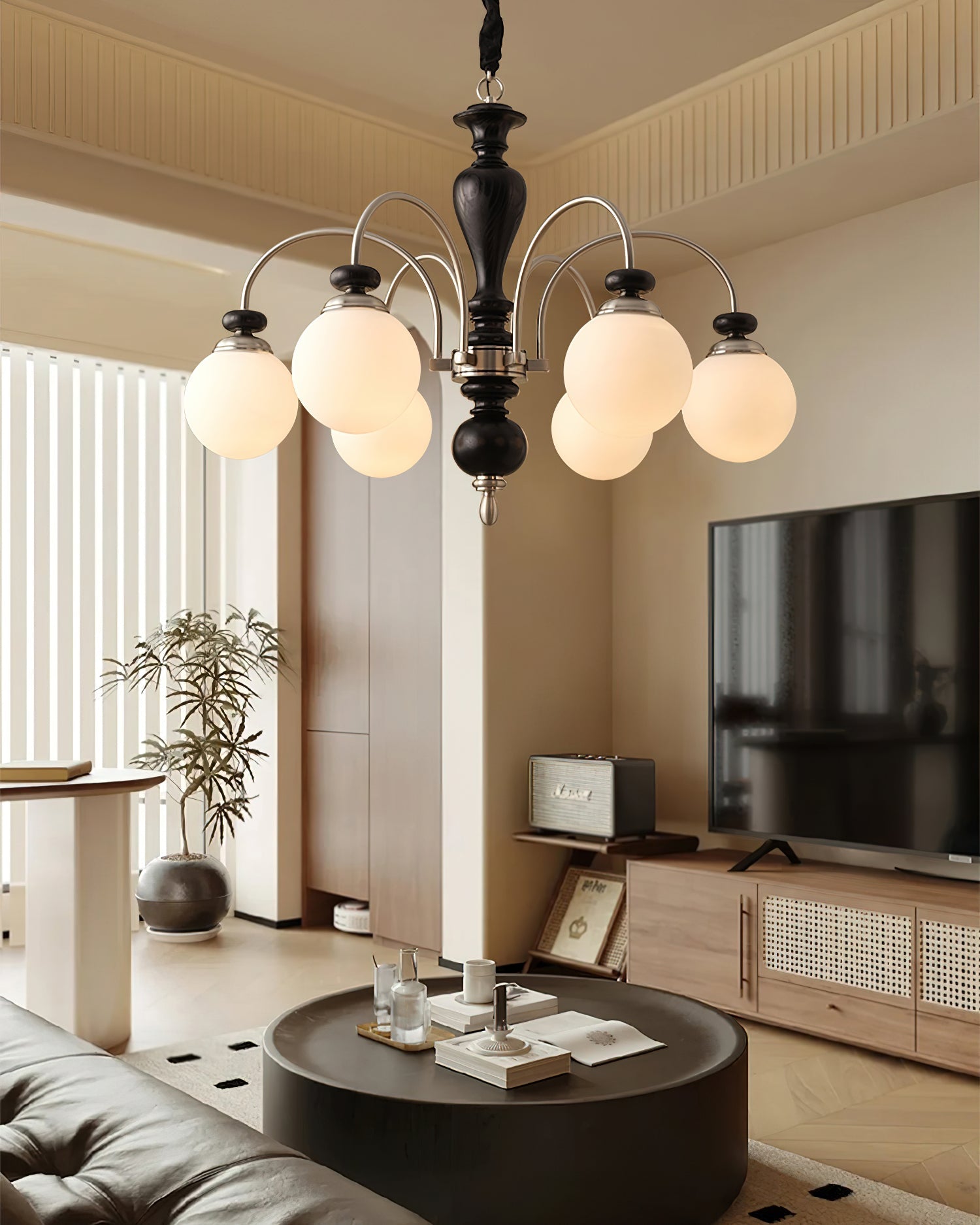 Wynre Classic Chandelier