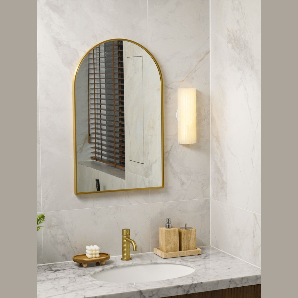 Solas Alabaster Wall Light
