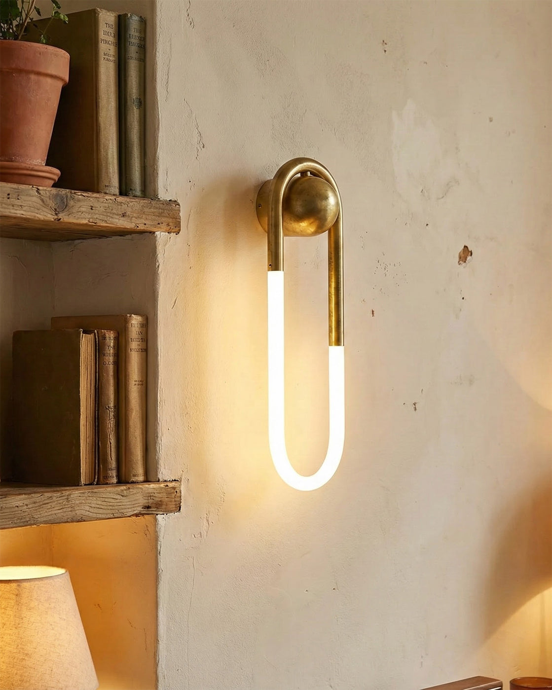 Macove Loop Wall Light